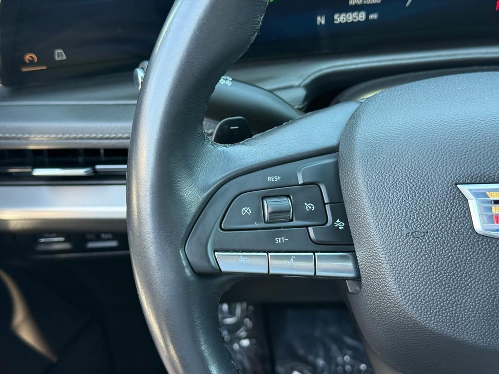 Cadillac XT4 Vehicle Full-screen Gallery Image 19
