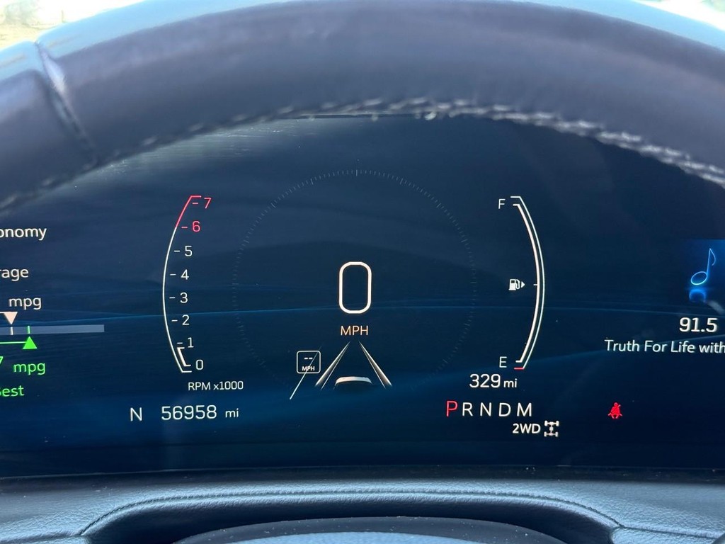 Cadillac XT4 Vehicle Full-screen Gallery Image 21
