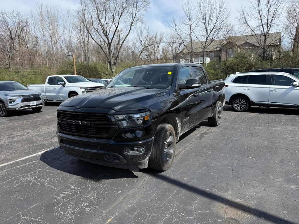 Ram 1500 Vehicle Full-screen Gallery Image 02