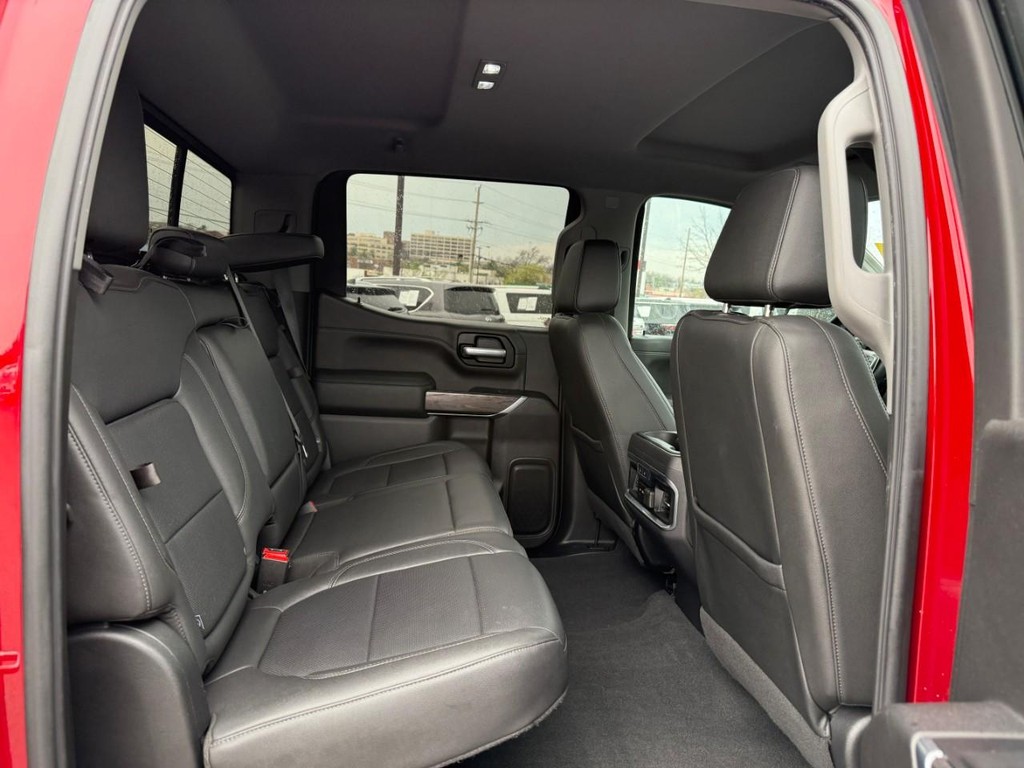 Chevrolet Silverado 1500 Vehicle Full-screen Gallery Image 10