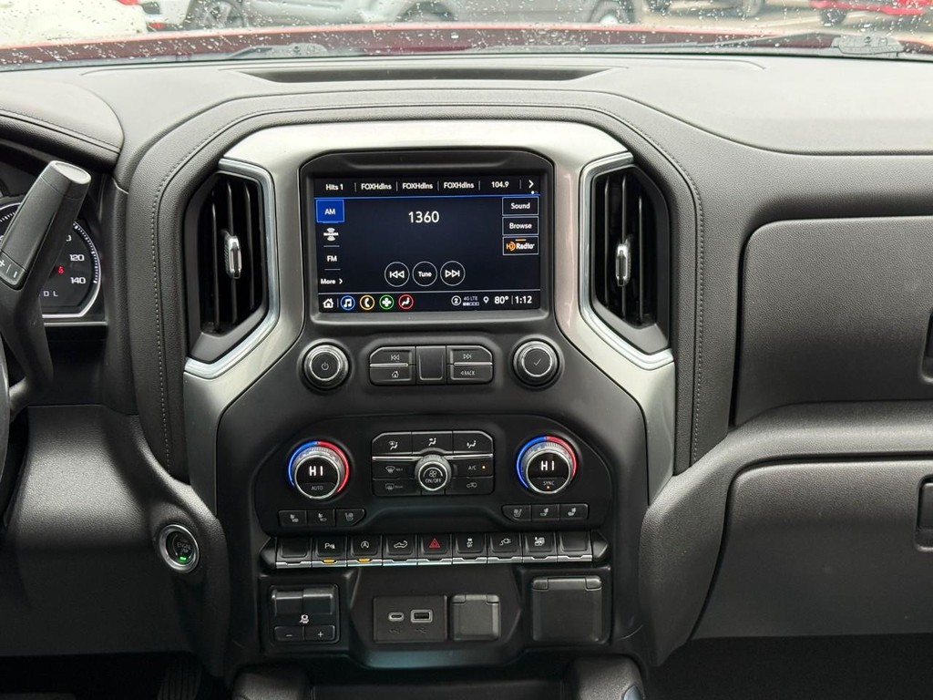 Chevrolet Silverado 1500 Vehicle Full-screen Gallery Image 13
