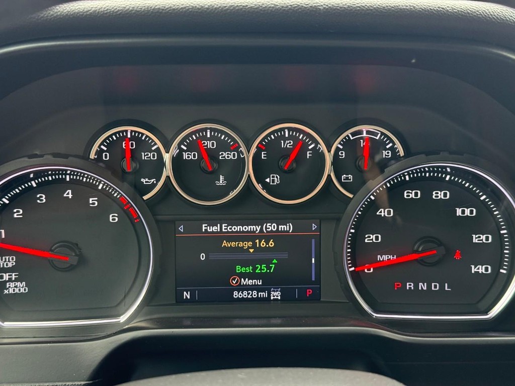 Chevrolet Silverado 1500 Vehicle Full-screen Gallery Image 21