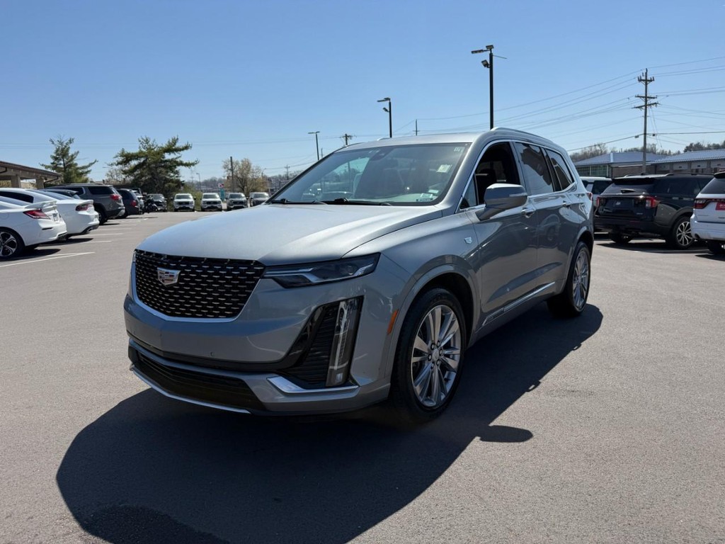 Cadillac XT6 Vehicle Full-screen Gallery Image 08
