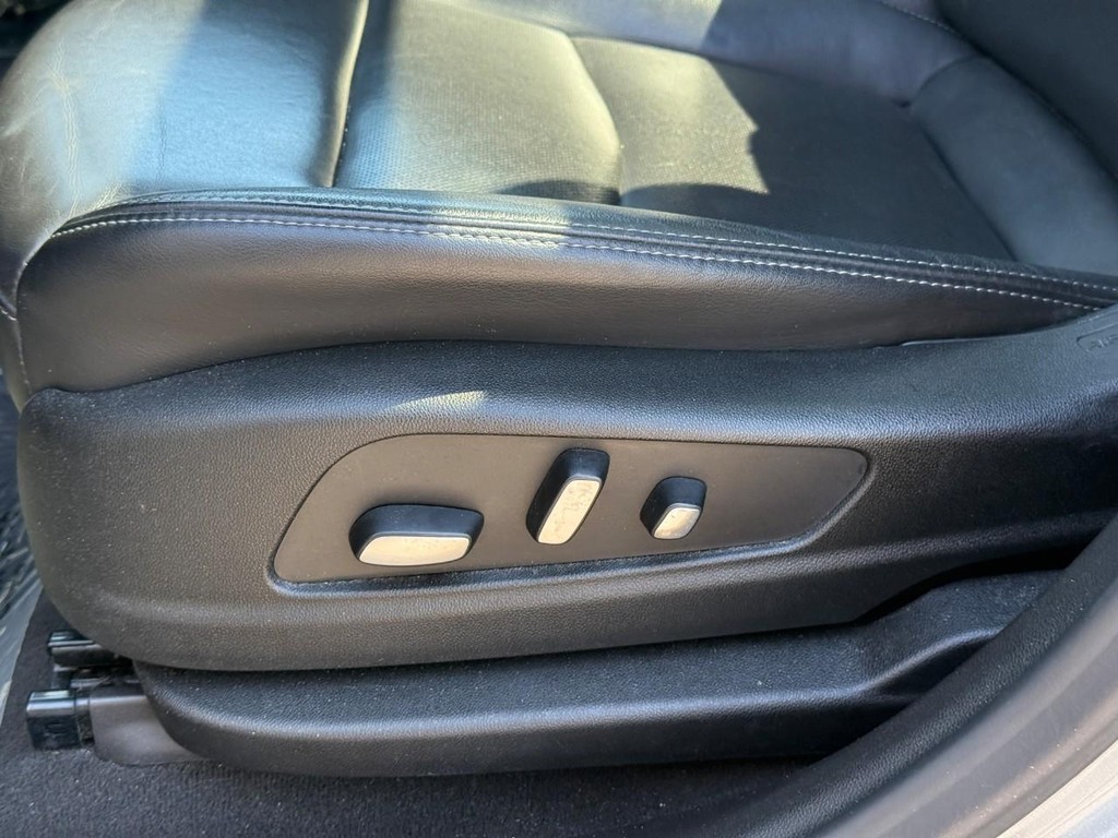 Cadillac XT6 Vehicle Full-screen Gallery Image 19