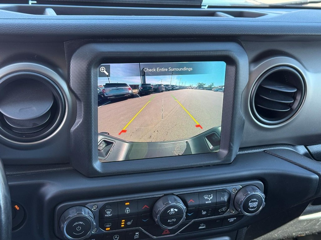 Jeep Gladiator Vehicle Full-screen Gallery Image 22