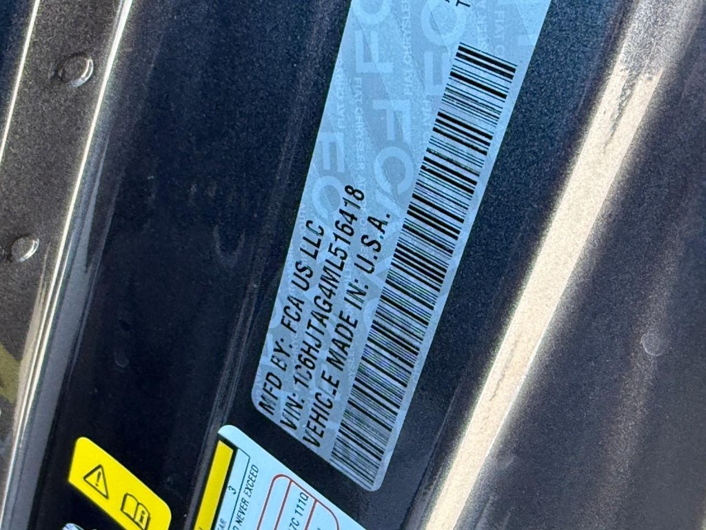 Jeep Gladiator Vehicle Full-screen Gallery Image 23