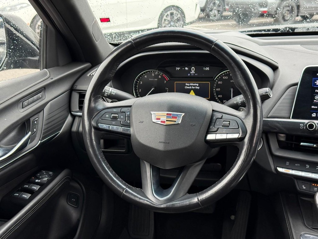 Cadillac CT4 Vehicle Full-screen Gallery Image 13