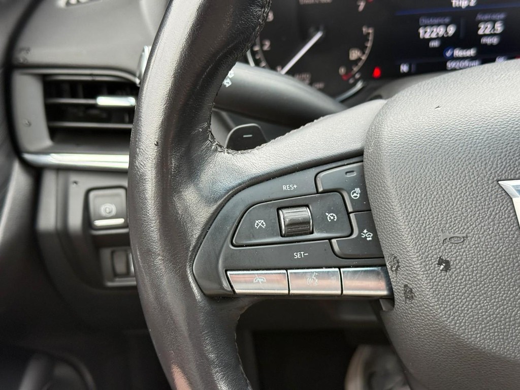 Cadillac CT4 Vehicle Full-screen Gallery Image 20
