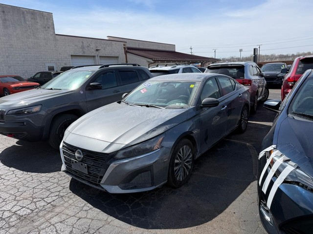 more details - nissan altima