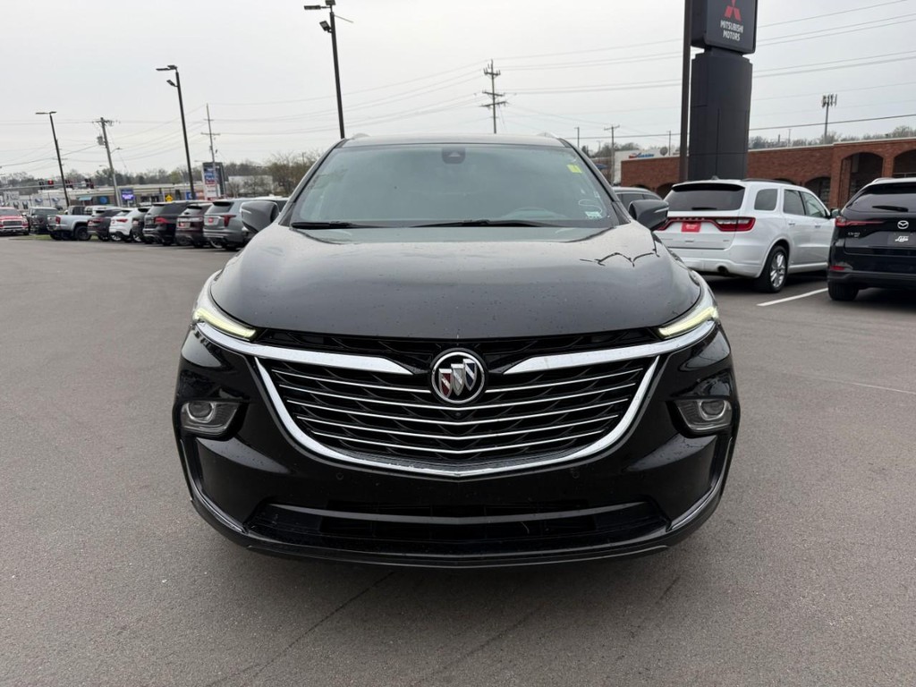 Buick Enclave Vehicle Full-screen Gallery Image 09