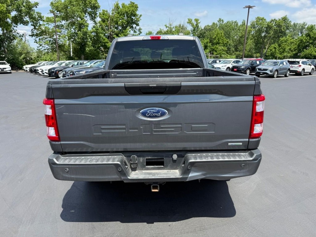 Ford F-150 Vehicle Full-screen Gallery Image 07