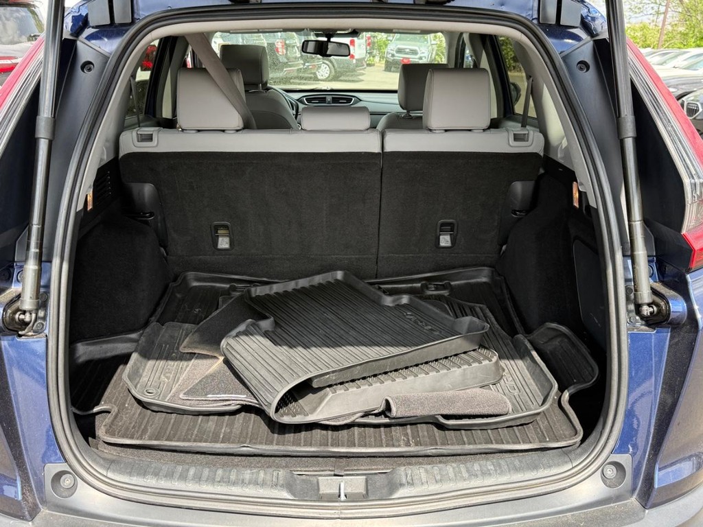 Honda CR-V Hybrid Vehicle Full-screen Gallery Image 04