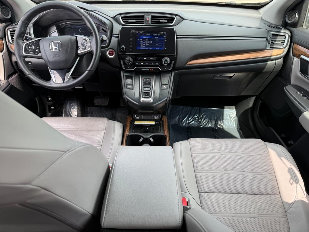Honda CR-V Hybrid Vehicle Full-screen Gallery Image 12
