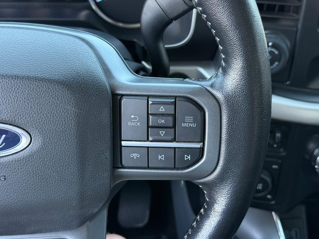 Ford F-150 Vehicle Full-screen Gallery Image 20