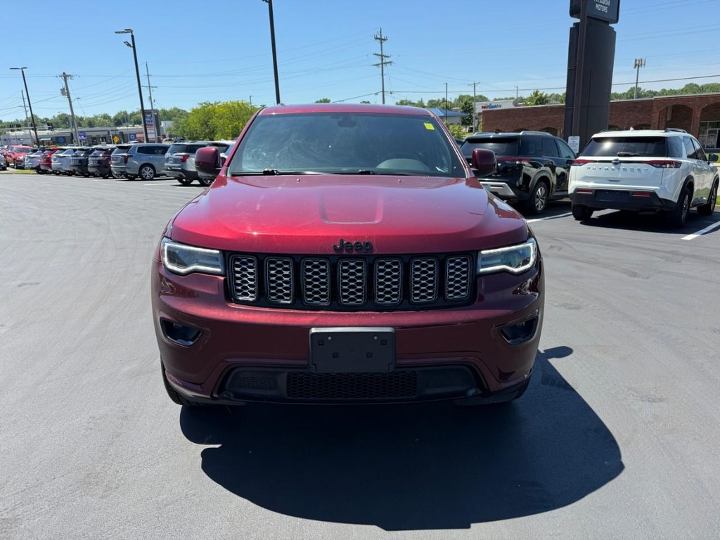 Jeep Grand Cherokee WK Vehicle Full-screen Gallery Image 08