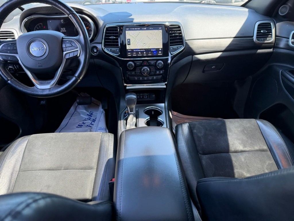 Jeep Grand Cherokee WK Vehicle Full-screen Gallery Image 10