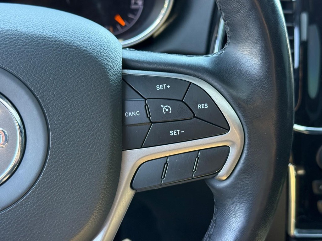 Jeep Grand Cherokee WK Vehicle Full-screen Gallery Image 21