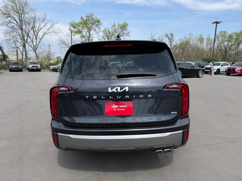 Kia Telluride Vehicle Full-screen Gallery Image 05