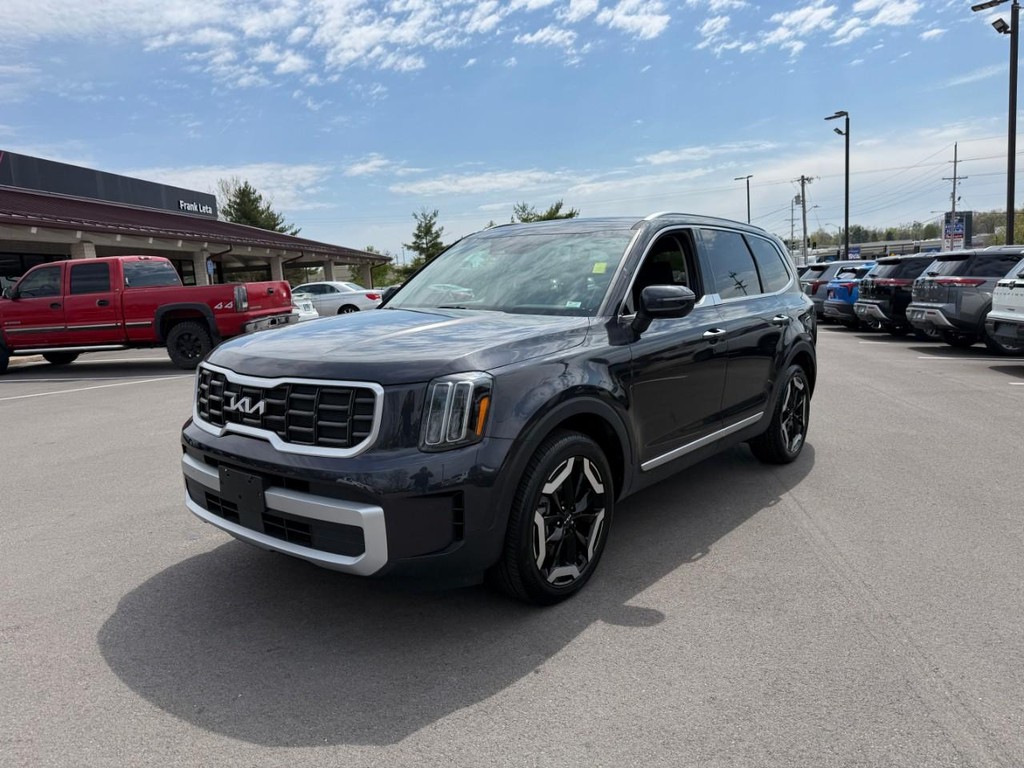 Kia Telluride Vehicle Full-screen Gallery Image 06