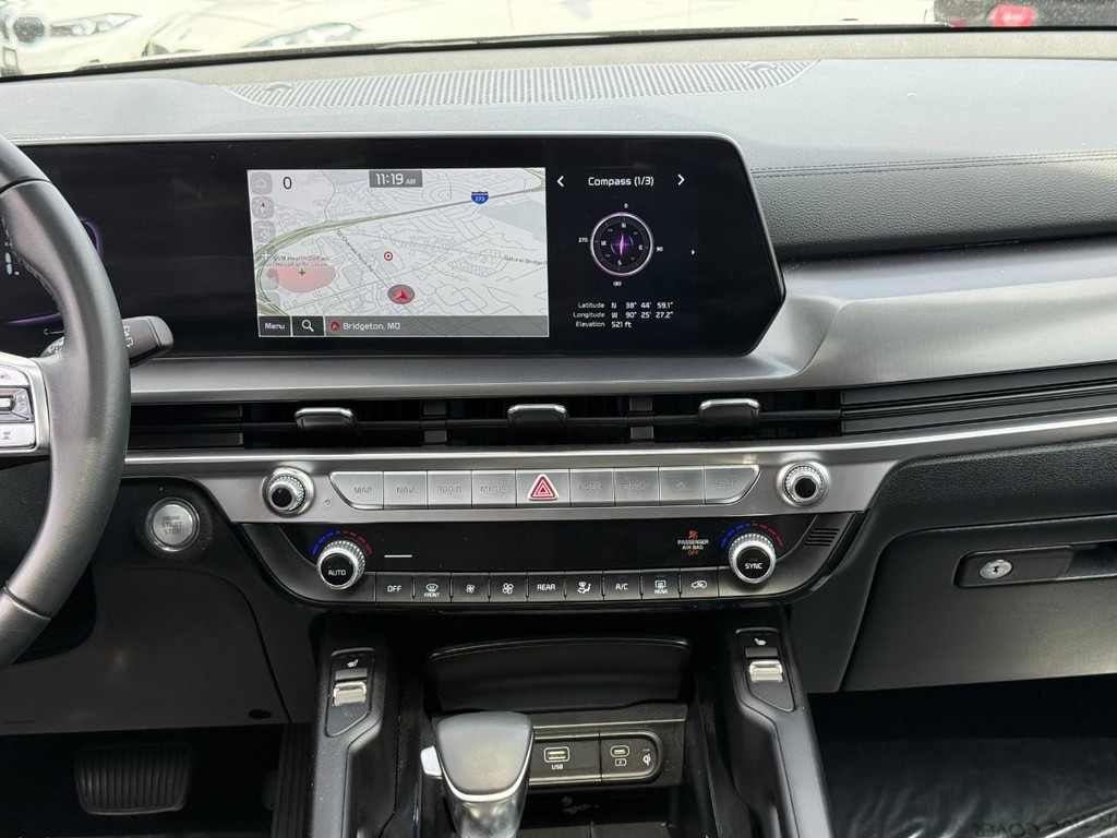 Kia Telluride Vehicle Full-screen Gallery Image 12