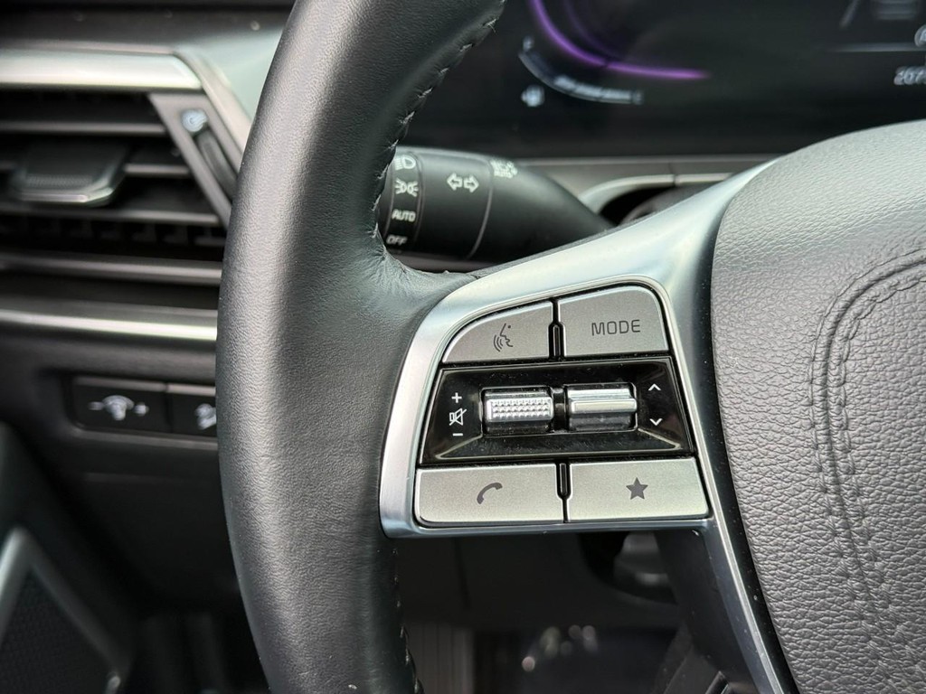 Kia Telluride Vehicle Full-screen Gallery Image 17
