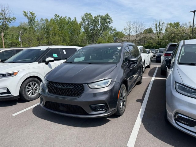 more details - chrysler pacifica