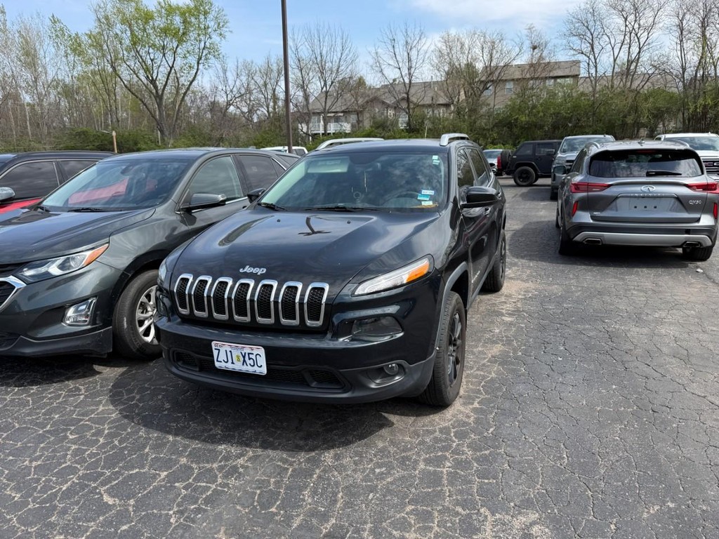 Jeep Cherokee Vehicle Full-screen Gallery Image 04