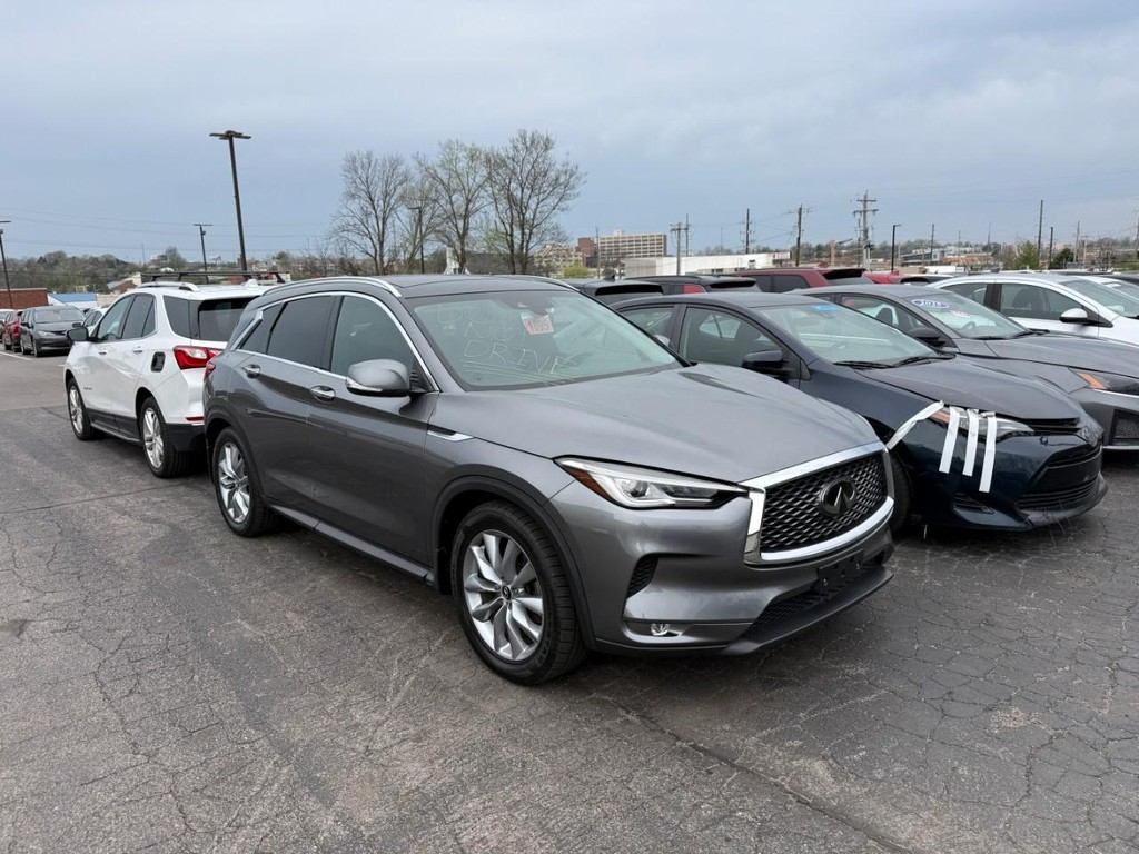 INFINITI QX50 Vehicle Full-screen Gallery Image 01