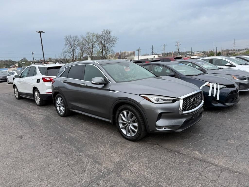 INFINITI QX50 Vehicle Full-screen Gallery Image 02