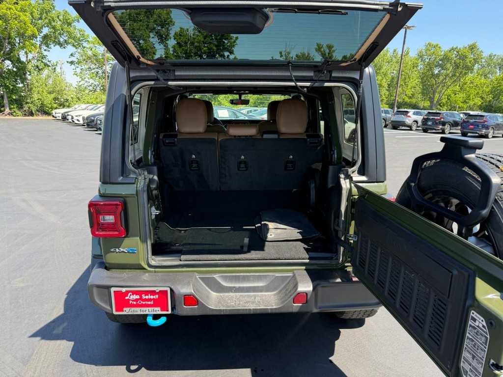 Jeep Wrangler 4xe Vehicle Full-screen Gallery Image 06