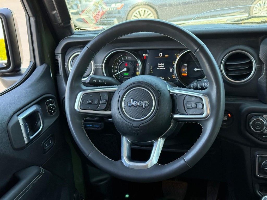 Jeep Wrangler 4xe Vehicle Full-screen Gallery Image 12