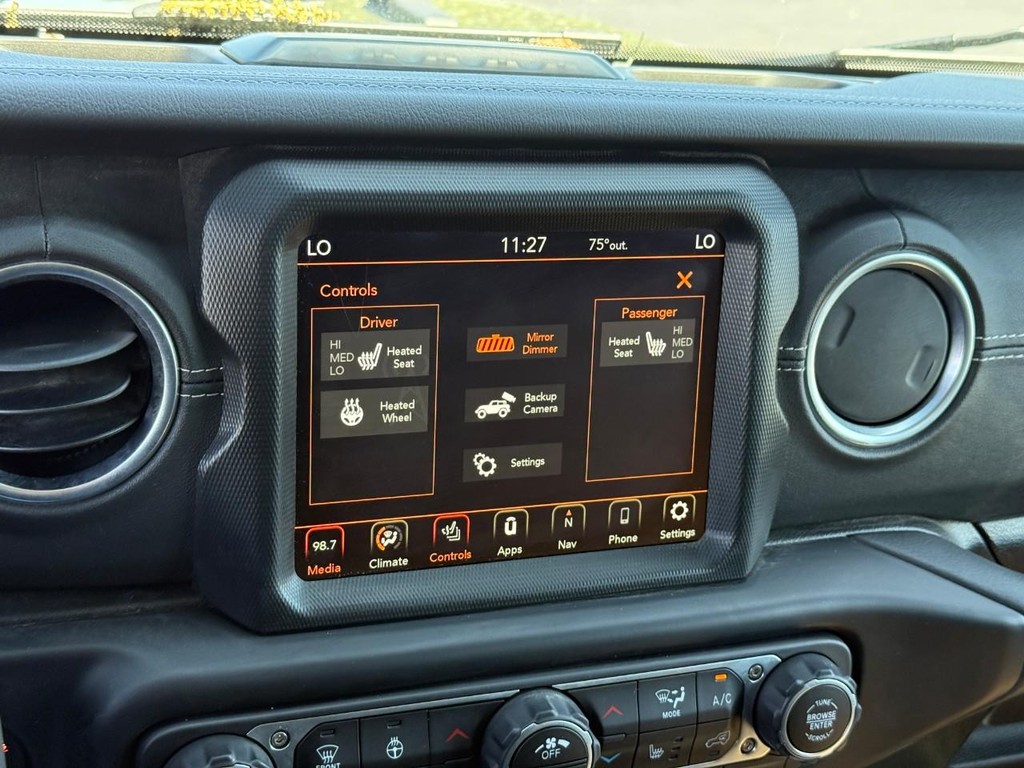 Jeep Wrangler 4xe Vehicle Full-screen Gallery Image 24
