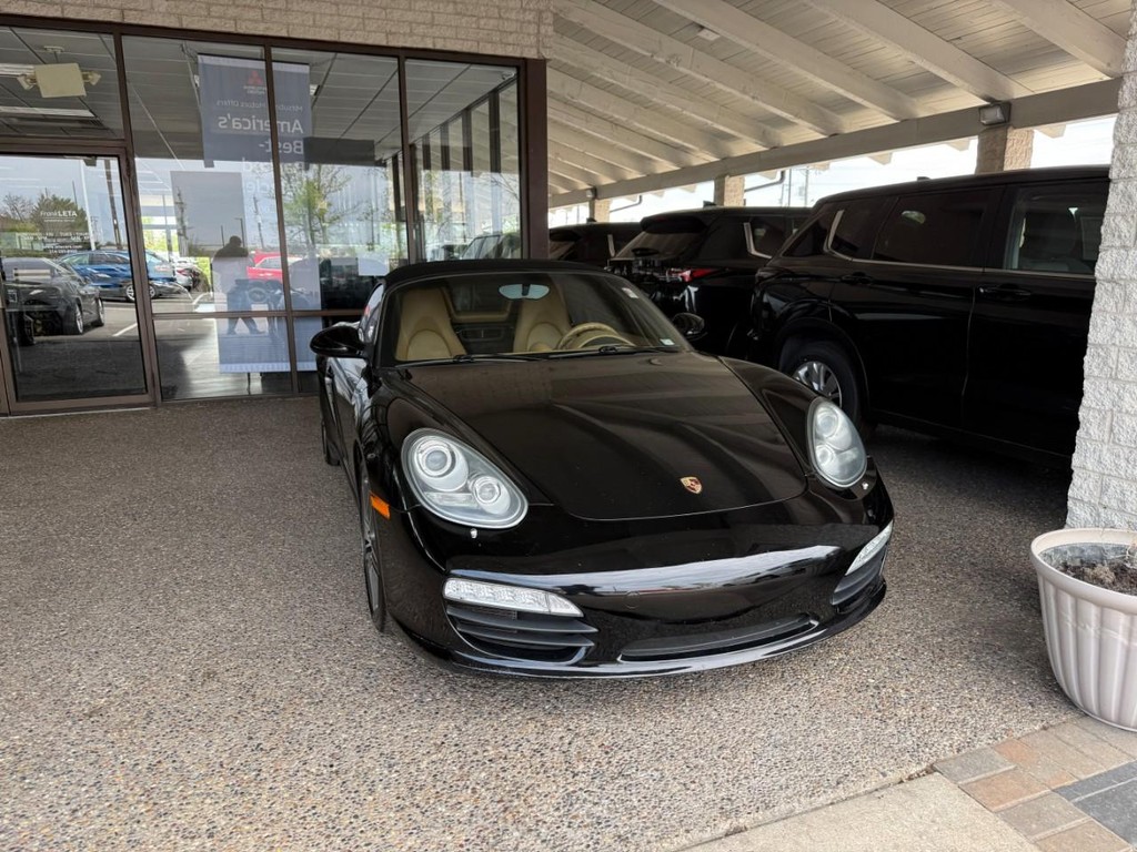 Porsche Boxster Vehicle Full-screen Gallery Image 04