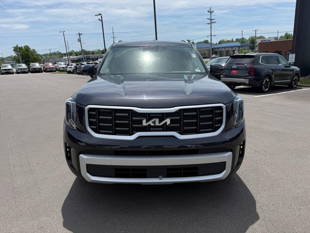 Kia Telluride Vehicle Full-screen Gallery Image 09