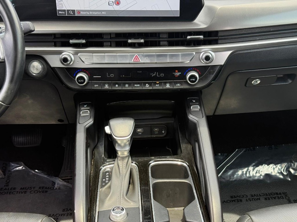 Kia Telluride Vehicle Full-screen Gallery Image 14