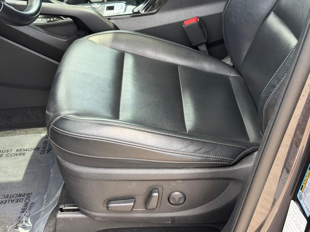 Kia Telluride Vehicle Full-screen Gallery Image 17