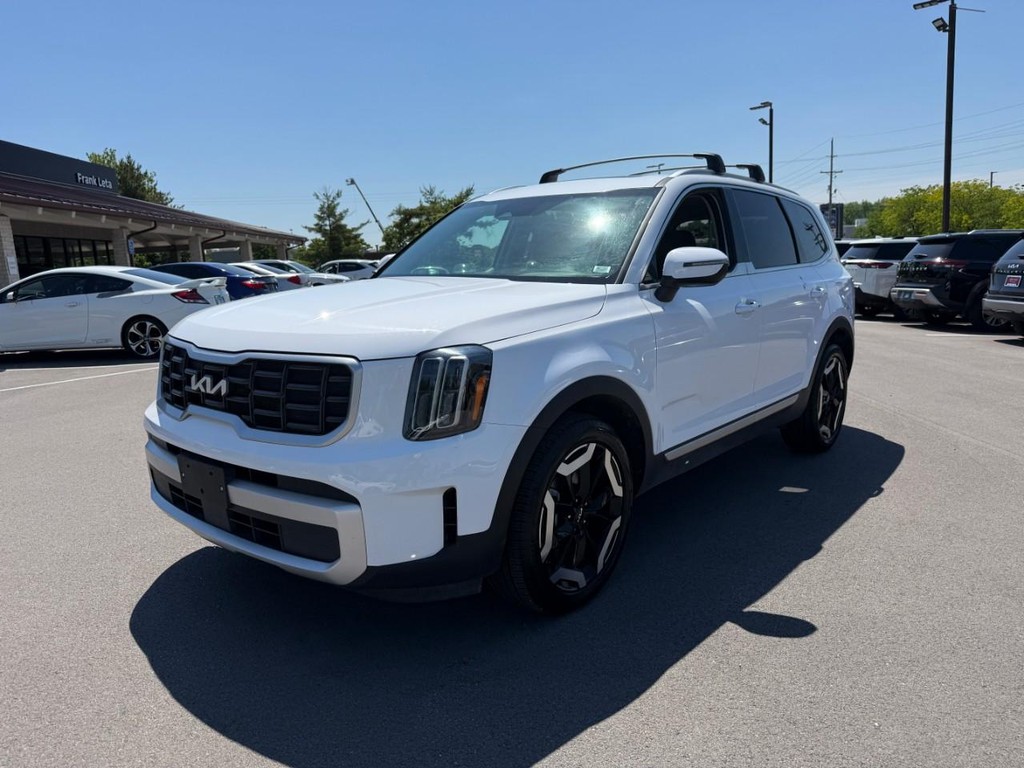 Kia Telluride Vehicle Full-screen Gallery Image 10