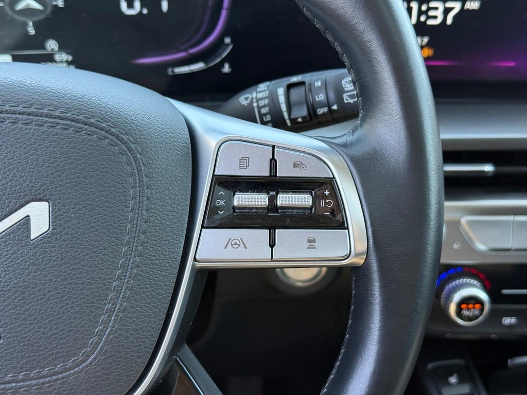 Kia Telluride Vehicle Full-screen Gallery Image 22