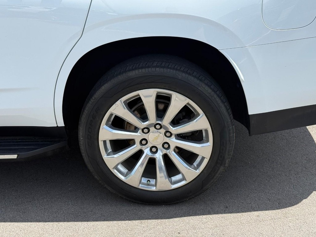 Chevrolet Tahoe Vehicle Full-screen Gallery Image 05