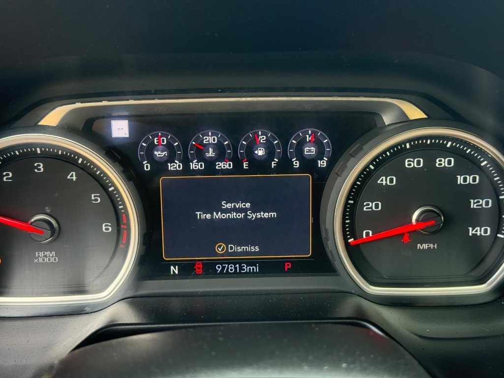 Chevrolet Tahoe Vehicle Full-screen Gallery Image 21