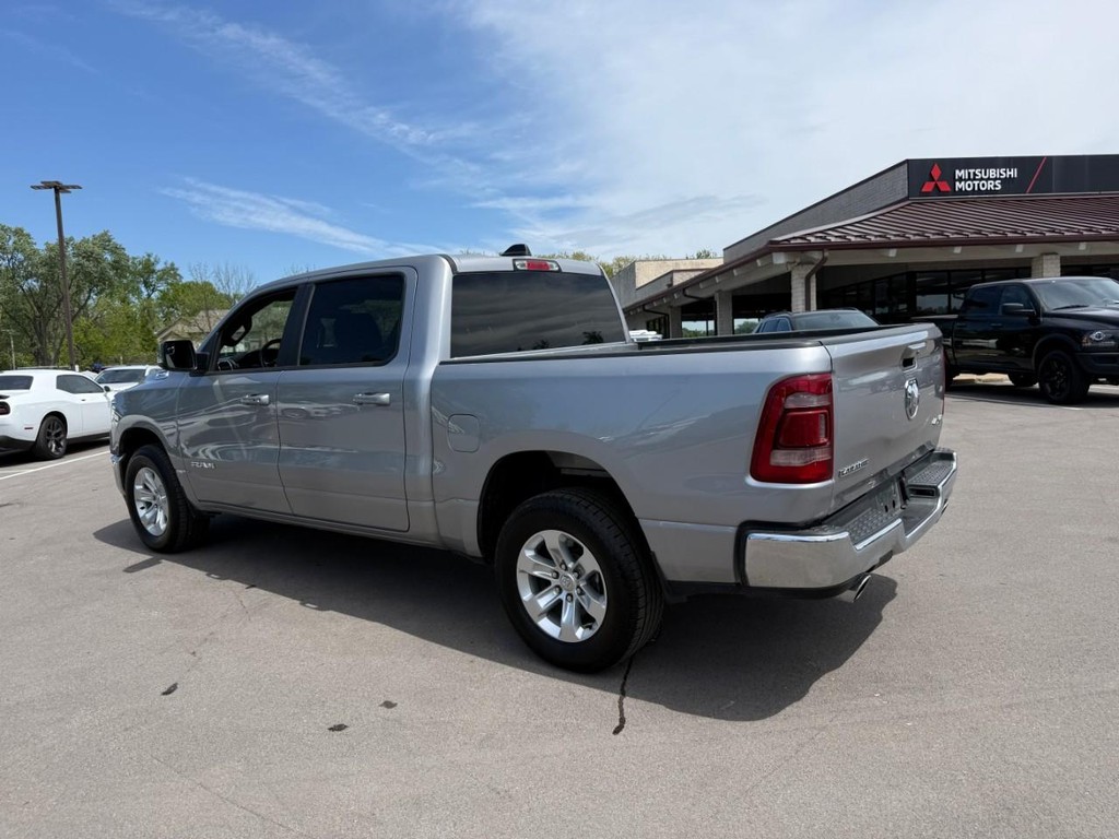 Ram 1500 Vehicle Full-screen Gallery Image 04