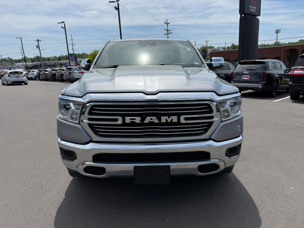 Ram 1500 Vehicle Full-screen Gallery Image 09