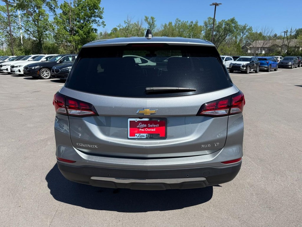 Chevrolet Equinox Vehicle Full-screen Gallery Image 08