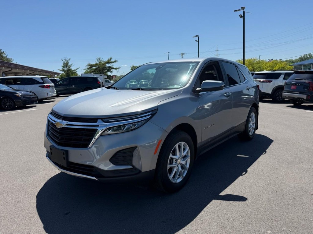 Chevrolet Equinox Vehicle Full-screen Gallery Image 09