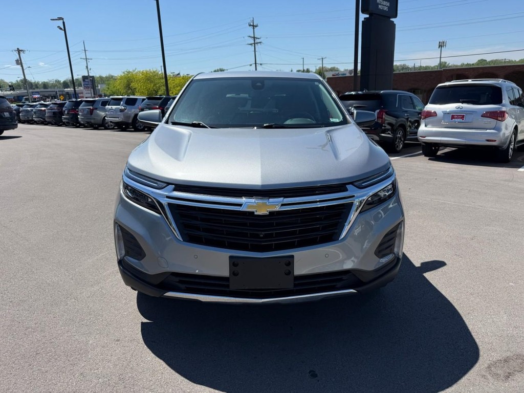 Chevrolet Equinox Vehicle Full-screen Gallery Image 10