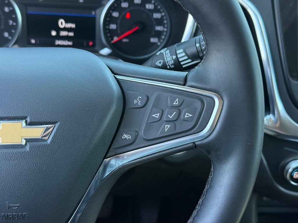 Chevrolet Equinox Vehicle Full-screen Gallery Image 20