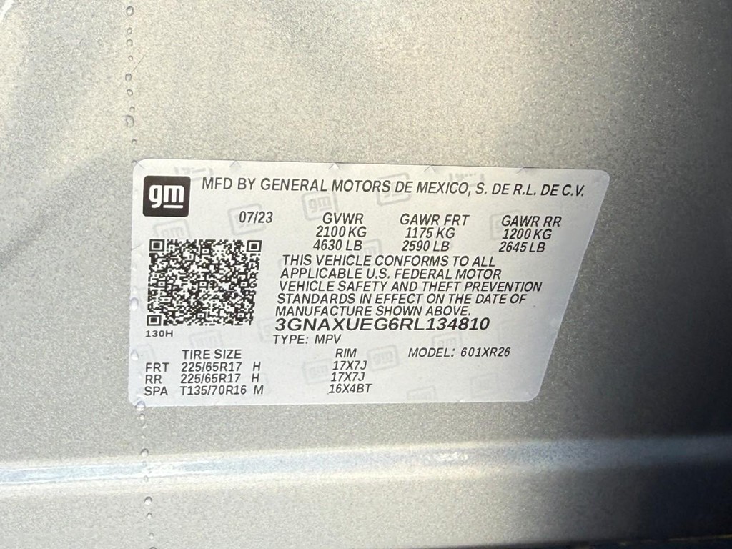Chevrolet Equinox Vehicle Full-screen Gallery Image 25