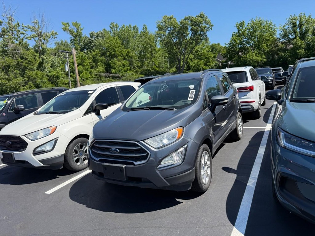 Ford EcoSport Vehicle Full-screen Gallery Image 02