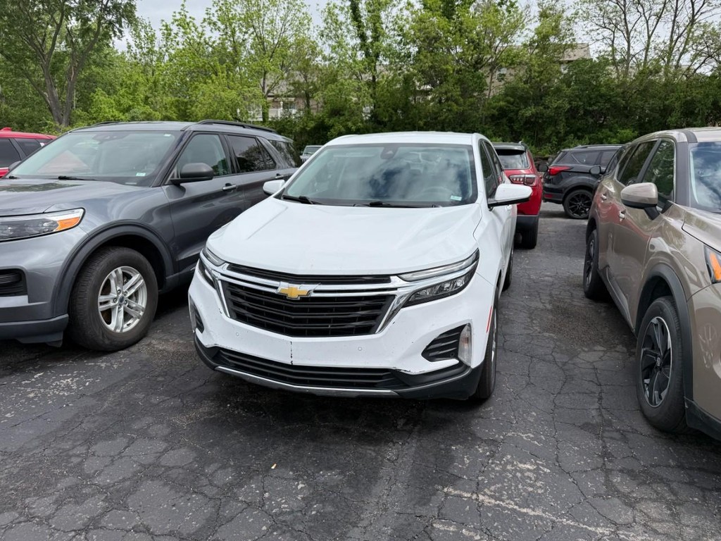 Chevrolet Equinox Vehicle Full-screen Gallery Image 04