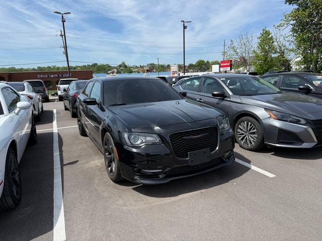 more details - chrysler 300